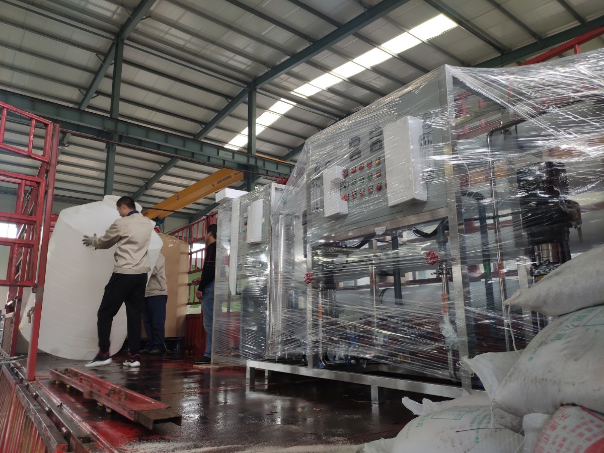 【安徽极速电竞官网】口罩医疗行业3吨双+EDI设备发货现场(图2)