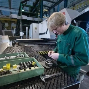 机械工程师是拿钱烧出来的？？。